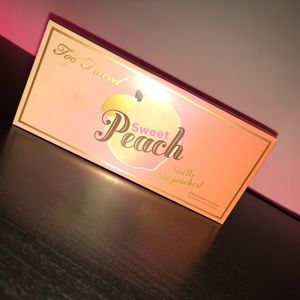 Too Faced Sweet Peach Eyeshadow Palette